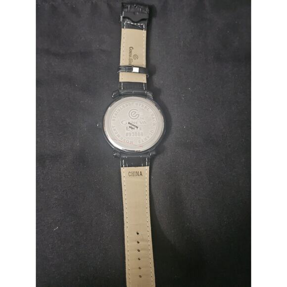 52.8mm black crystal bezel Fashion Analog Quartz watch w/faux Leather Band main image 4